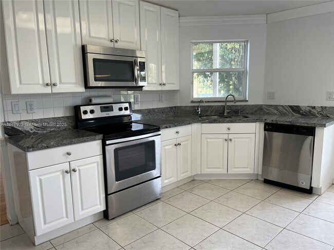 Foto del edificio - 1413 SW 158th Ave