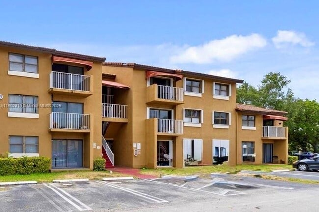 Foto del edificio - 15550 SW 80th St