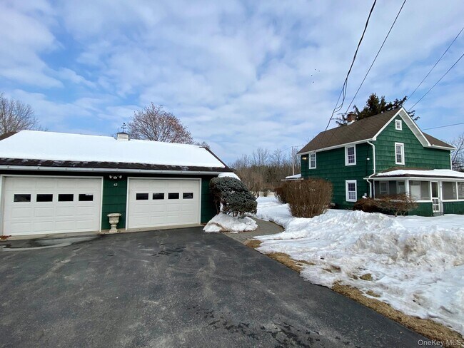 Foto del edificio - 42 Amity Rd