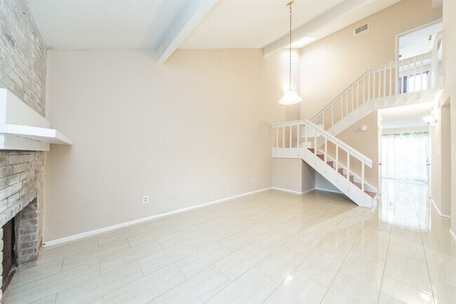 Foto del edificio - 7154 S Dairy Ashford Rd