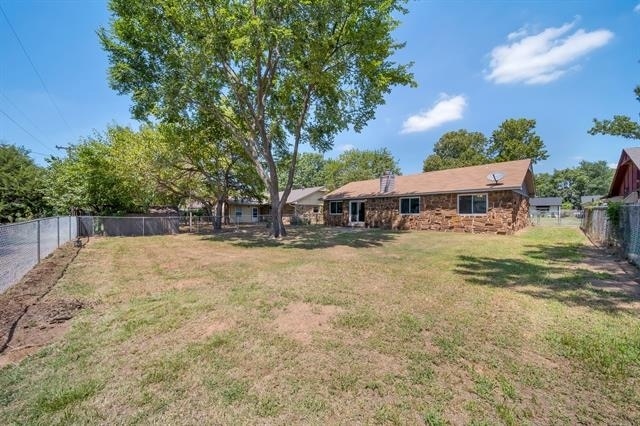 Foto del edificio - 714 E Beaver St