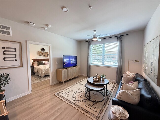 Foto del edificio - 1610 Campbell Rd