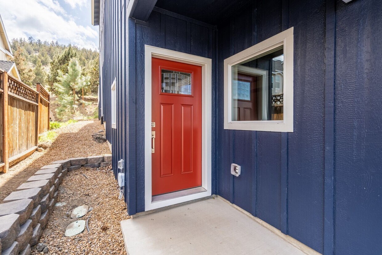 Foto principal - 1773 NE Lotus Dr