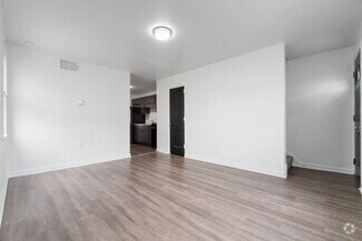 Building Photo - 45 Midland Heights Cir