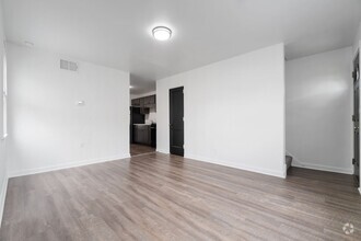 Building Photo - 45 Midland Heights Cir