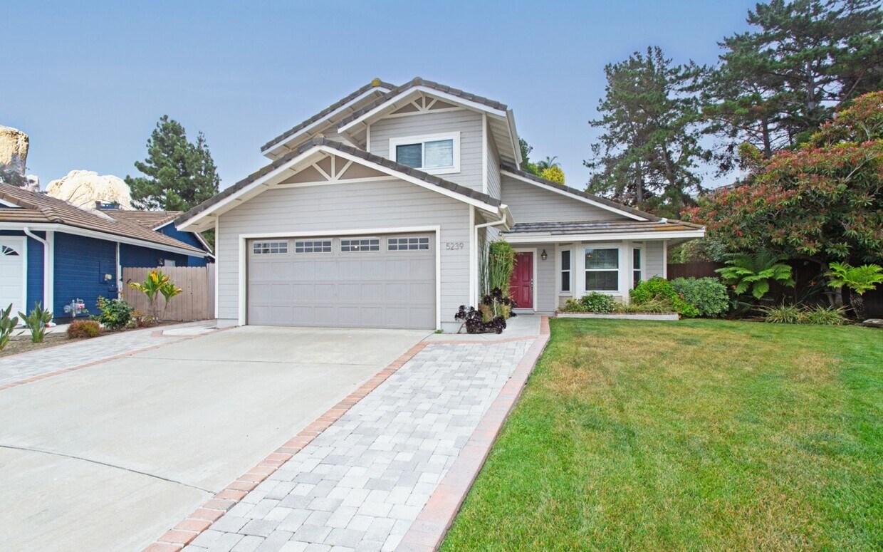 Foto principal - Stunning 3BR/2.5BA Home in Oceanside!!!