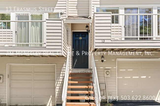 Foto del edificio - CHARMING LAKE OSWEGO TOWNHOME 2BR NEWLY UP...