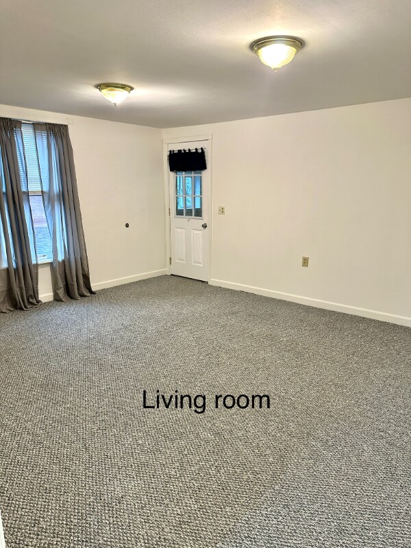 Building Photo - 145 Charles St