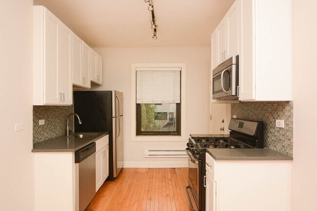 Foto del edificio - 2322 N Rockwell St