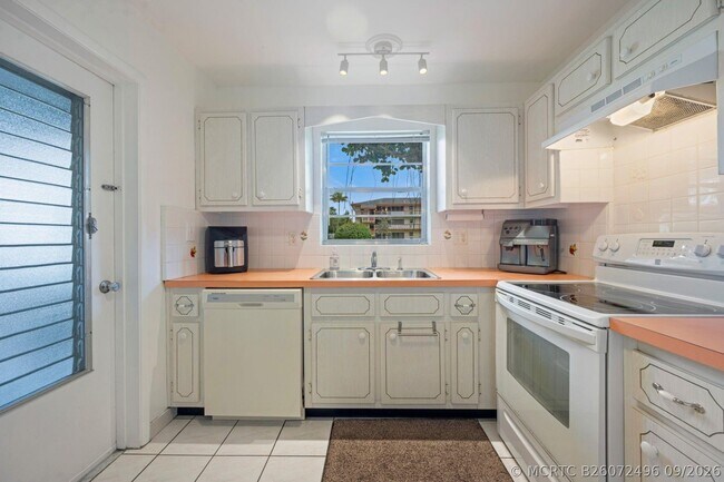 Foto del edificio - 5300 Washington St
