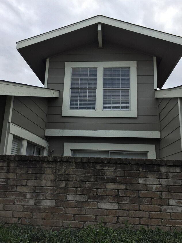 Building Photo - 6305 Dryad Dr