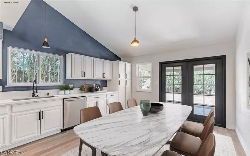 Foto principal - 3904 Stormcrest Dr