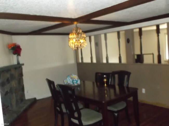 Foto del edificio - 714 11th St