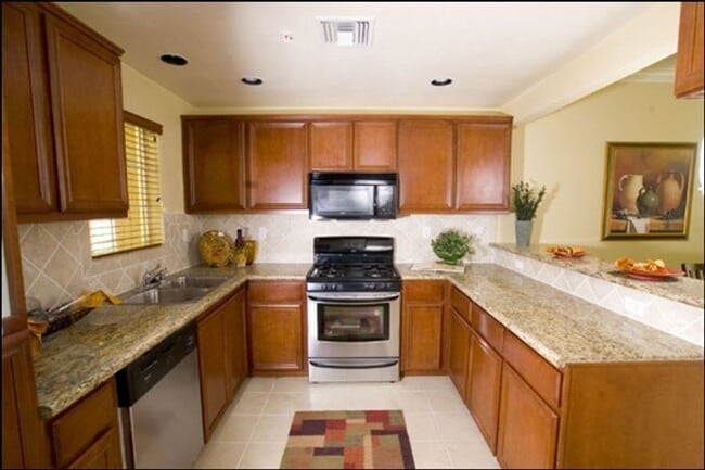 Building Photo - 4205 Cahuenga Blvd