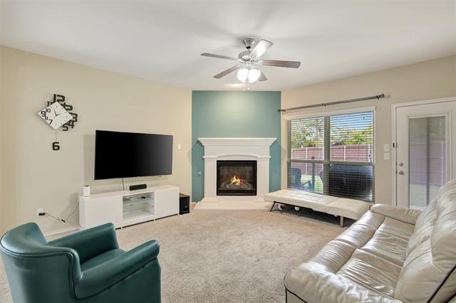 Building Photo - 628 Crowell Dr