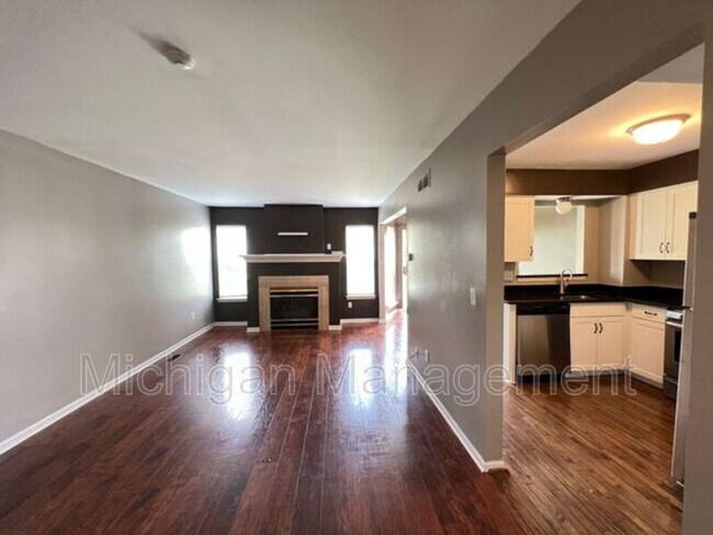Foto del edificio - 4174 Hunters Cir E