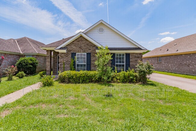 Foto del edificio - 8728 Hallwood Dr