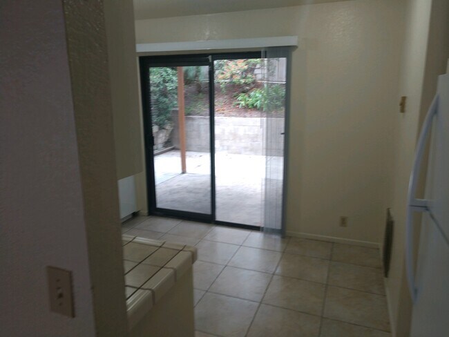 Foto del edificio - 119 Avenida Las Brisas