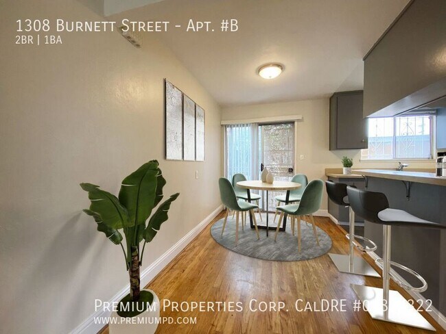 Foto del edificio - 1308 Burnett St