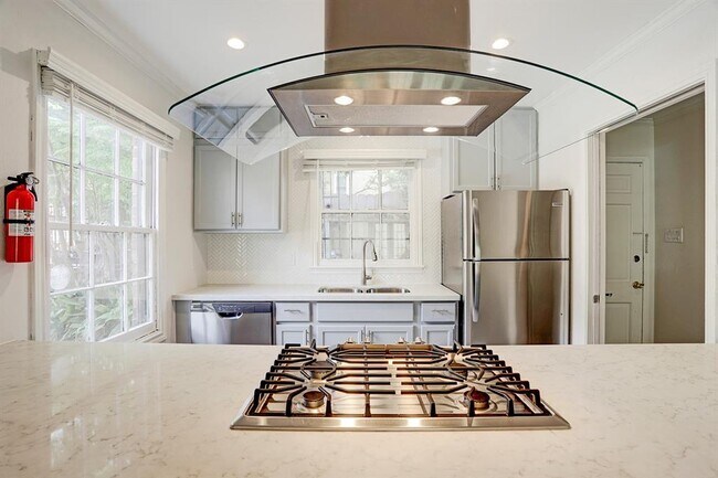 Foto del edificio - 2610 Whitney St