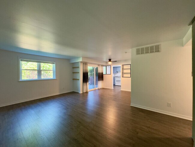 Photo - Charming and Spacious One Bedroom in Homel...