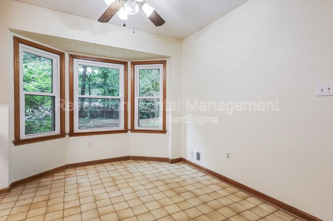 Building Photo - 175 Highland Cir