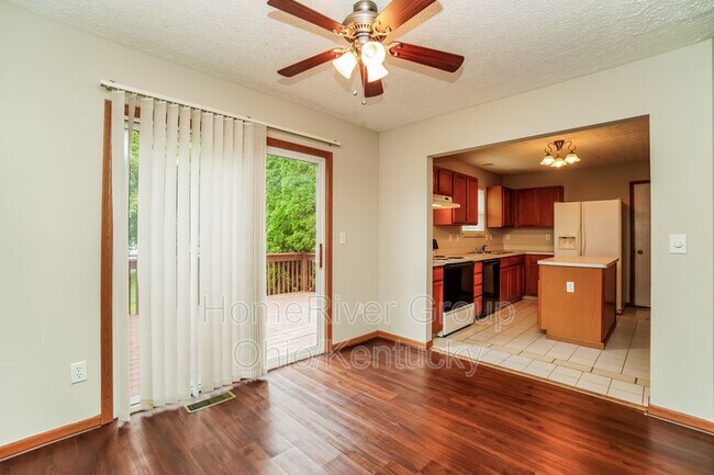 Building Photo - 8935 Coral Canyon Cir