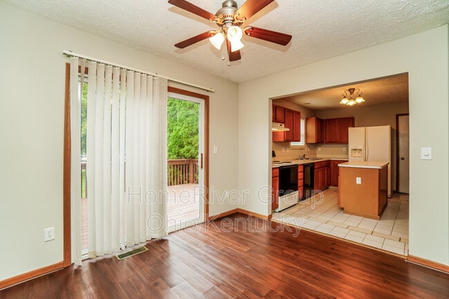 Foto del edificio - 8935 Coral Canyon Cir