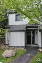 Building Photo - 452 Oxbow Crescent