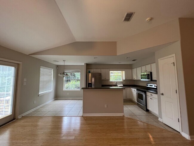 Building Photo - 240 Nabb Loop