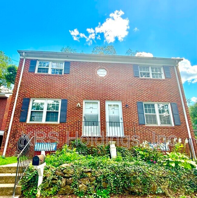 Foto del edificio - 252 Old Lynchburg Rd
