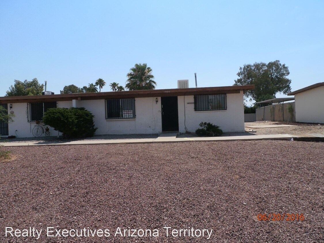 Primary Photo - 2 br, 1 bath House - 4020 S Lazy Palm Dr