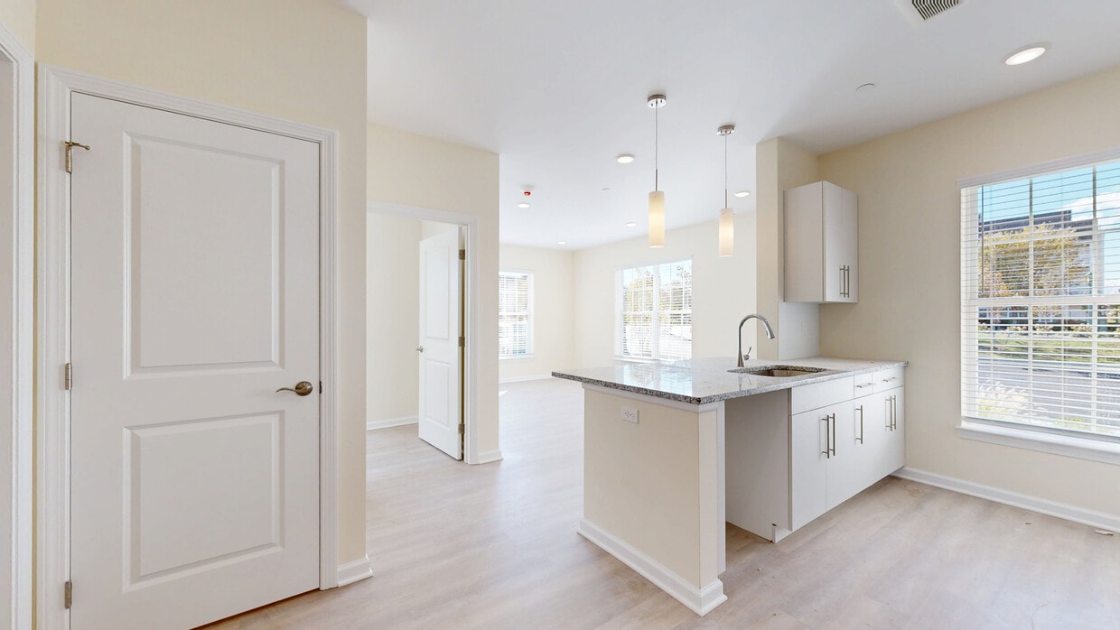 Photo - Summit Place - 1 Month Free, Open House 11/15