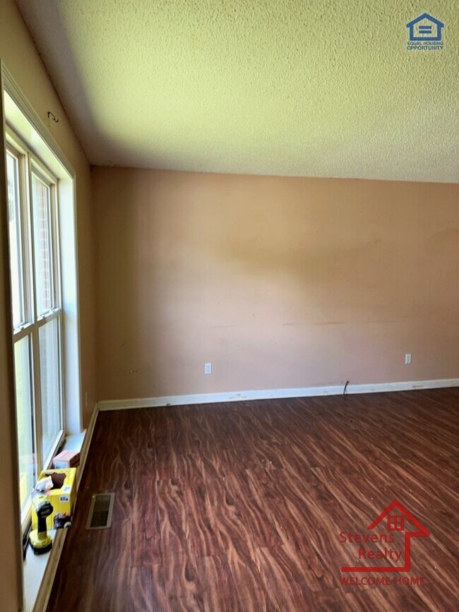 Foto del edificio - 4705 Metro Park Ln