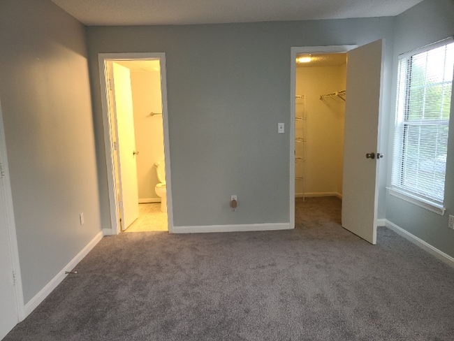 Photo - 15619 Easthaven Apartment