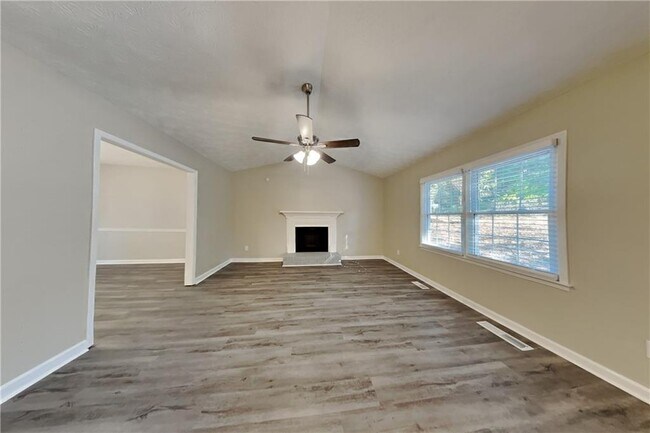 Foto del edificio - 291 N Briar Ridge
