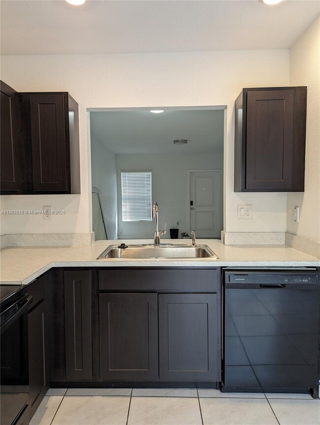 Building Photo - 444 NE 5th St