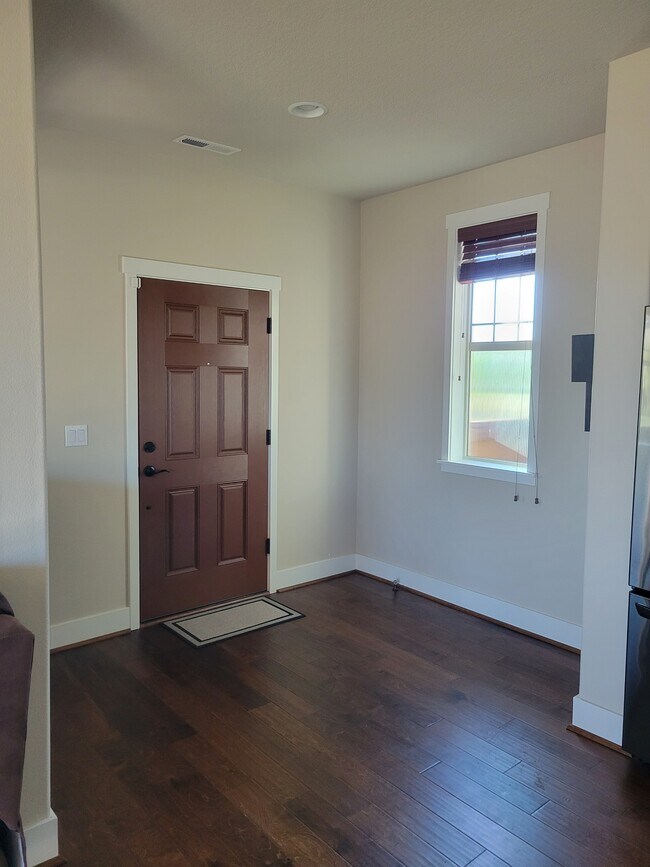 Foto del edificio - 10124 Kaye Way