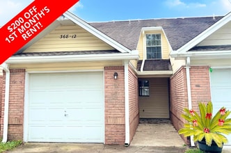 Building Photo - 368 Schneider Dr