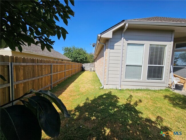 Foto del edificio - 2253 N Ranch Estates Blvd