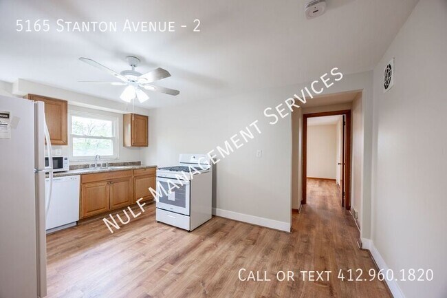 Foto del edificio - 5165 Stanton Ave