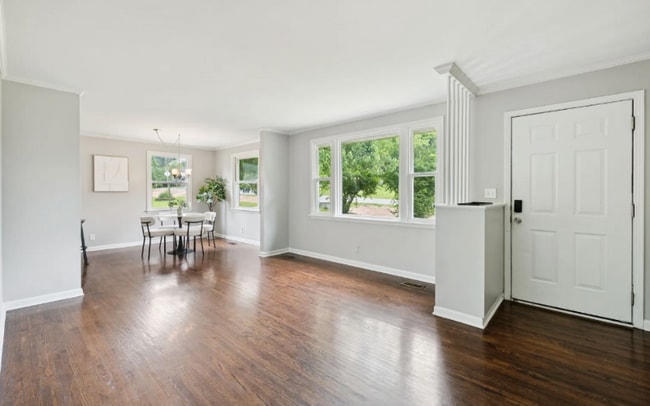 Building Photo - 6528 Premier Dr