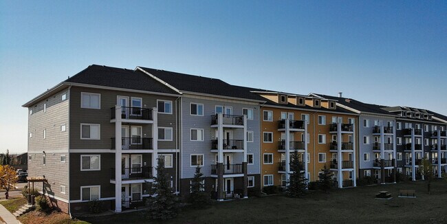 Photo du bâtiment - Elk Pointe Estates