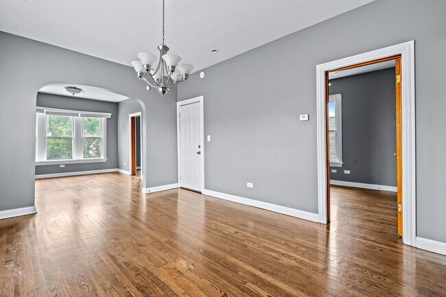 Building Photo - 7719 S Throop St