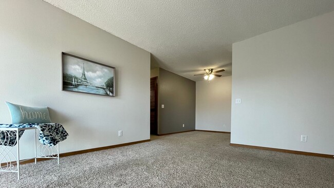 Interior Photo - Willow Creek Apartments