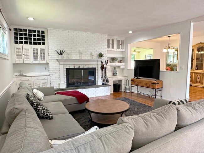 Foto del edificio - 39 Mohawk Dr