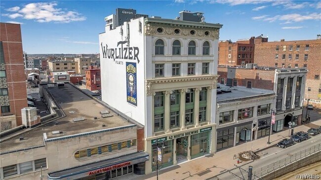 Foto del edificio - 674 Main St