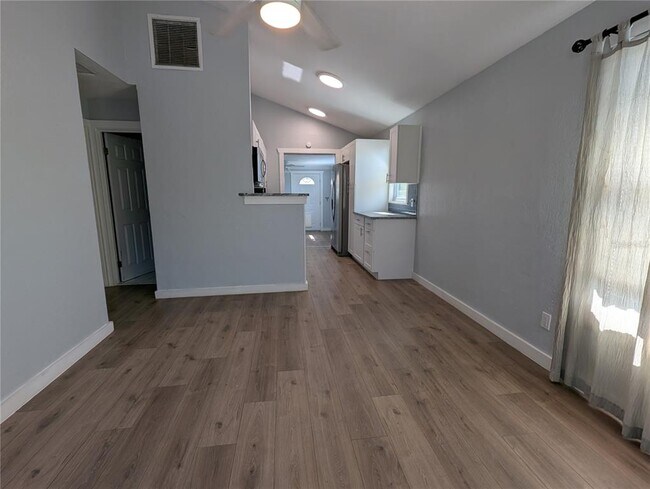 Foto del edificio - 5005 Newton Ave S