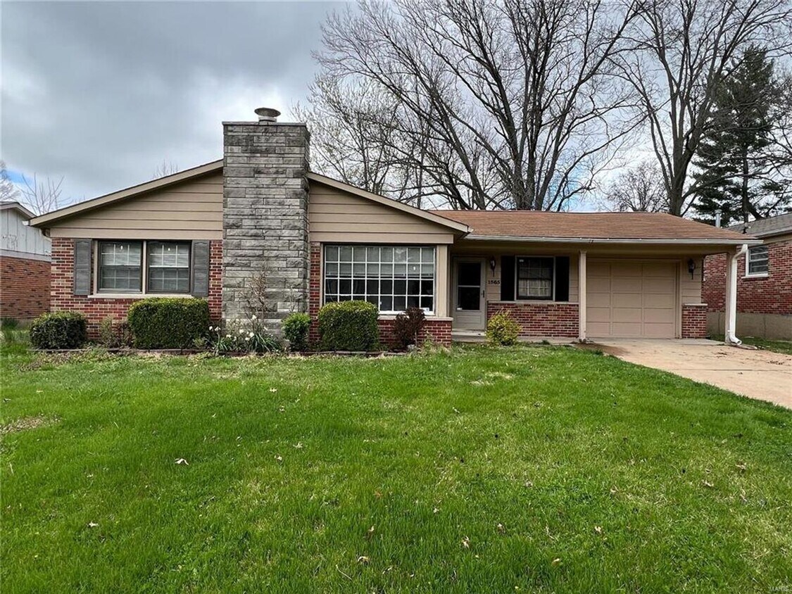 Foto principal - 1565 Zurich Dr