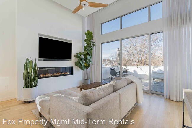 Foto del edificio - 3 br, 3.5 bath House - 1125 W 37th Ave